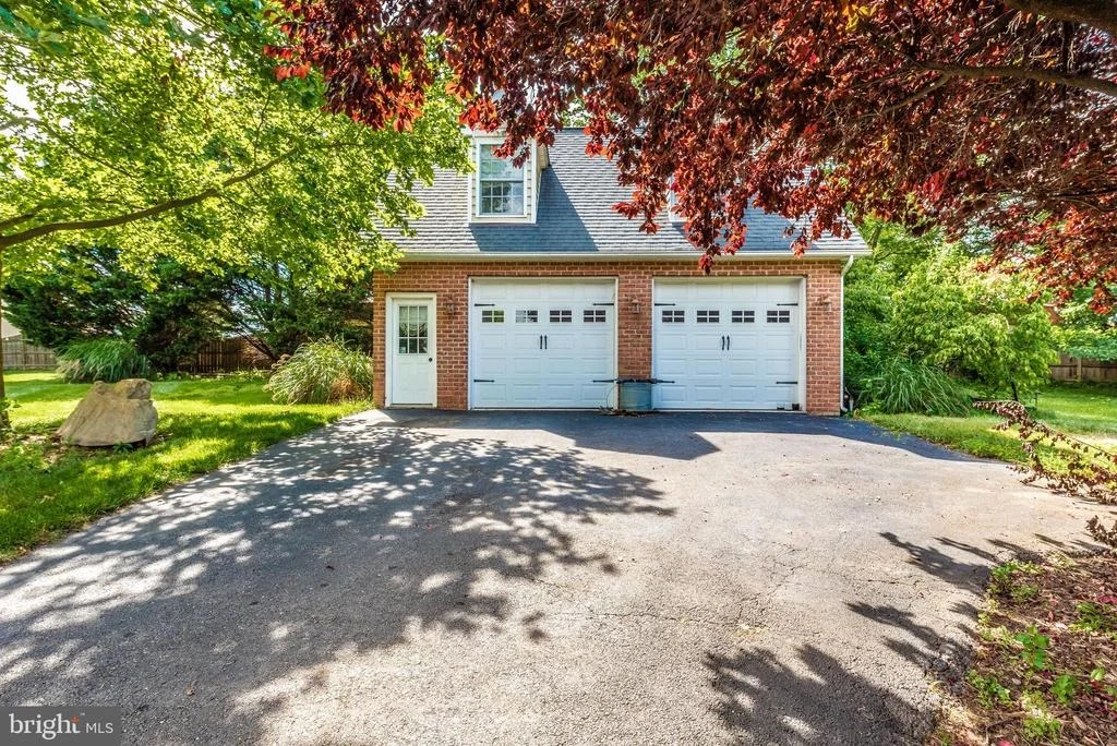 Photo of 6100 EDMONT DRIVE