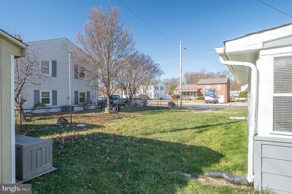 Photo of 312 N HAMMONDS FERRY RD