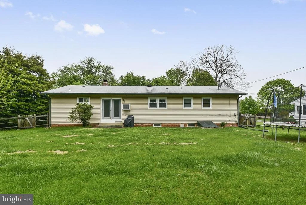 Photo of 7810 SPOUT SPRING ROAD