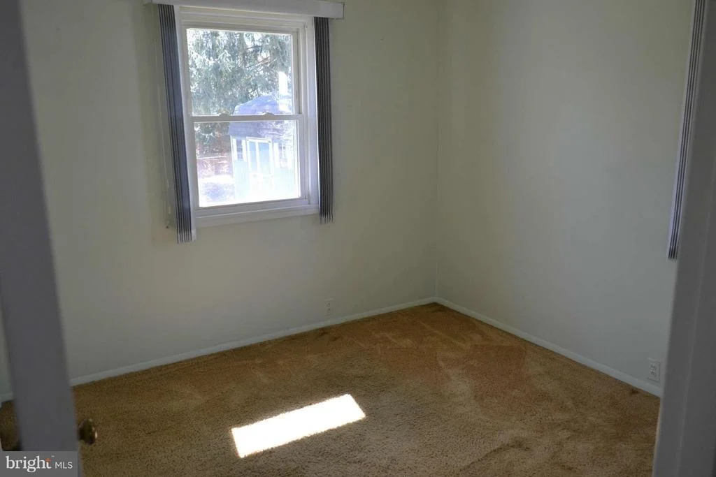 Photo of 113 TULIP DRIVE