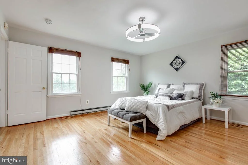 Photo of 8200 TYSON ROAD