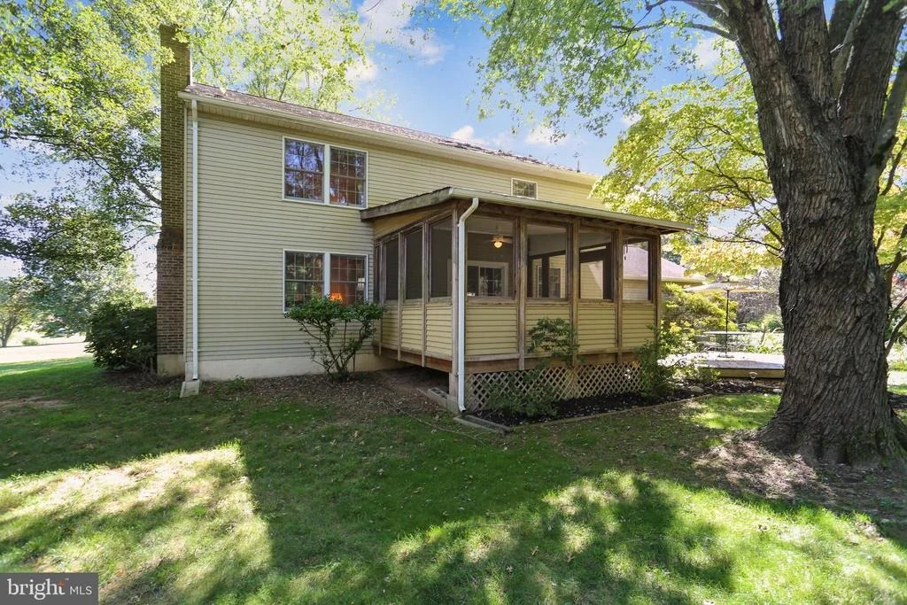 Photo of 9301 HUNTMASTER ROAD