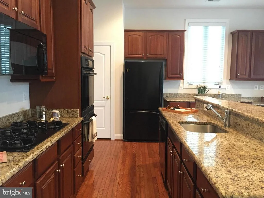 Photo of 3732 GLEN EAGLES DRIVE
