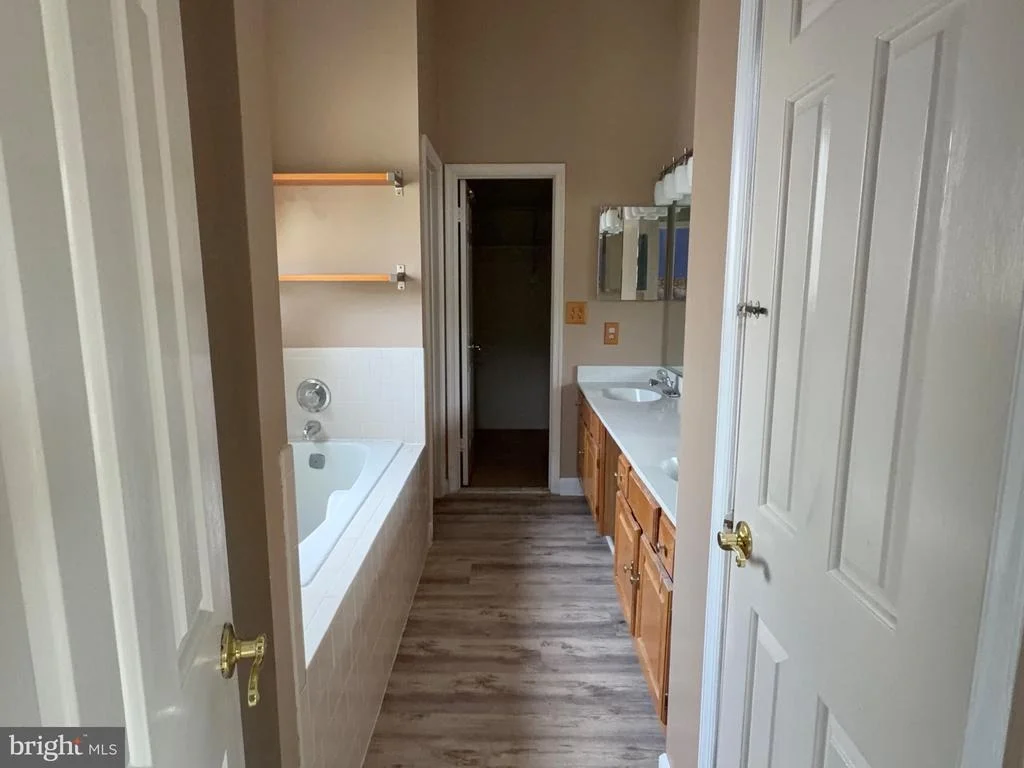 Photo of 9348 CREEKVIEW DRIVE