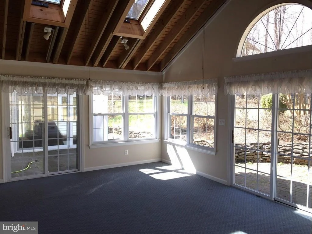 Photo of 2611 SILVERDALE DRIVE
