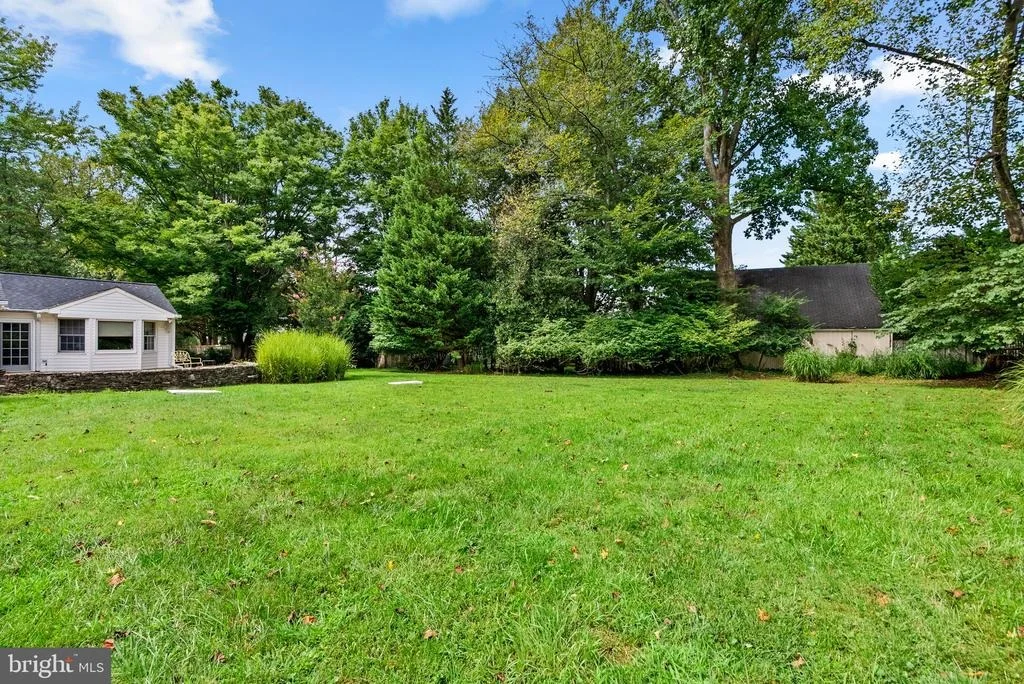 Photo of 3809 KING WILLIAM DRIVE