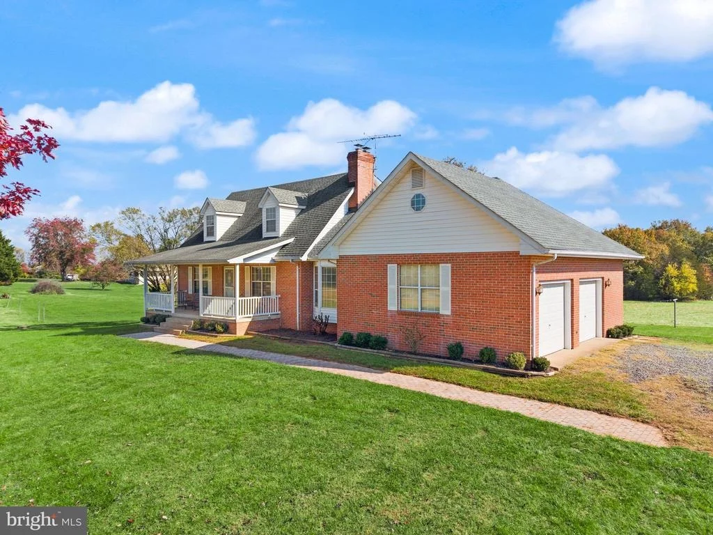 Photo of 9749 WESTWOOD ROAD