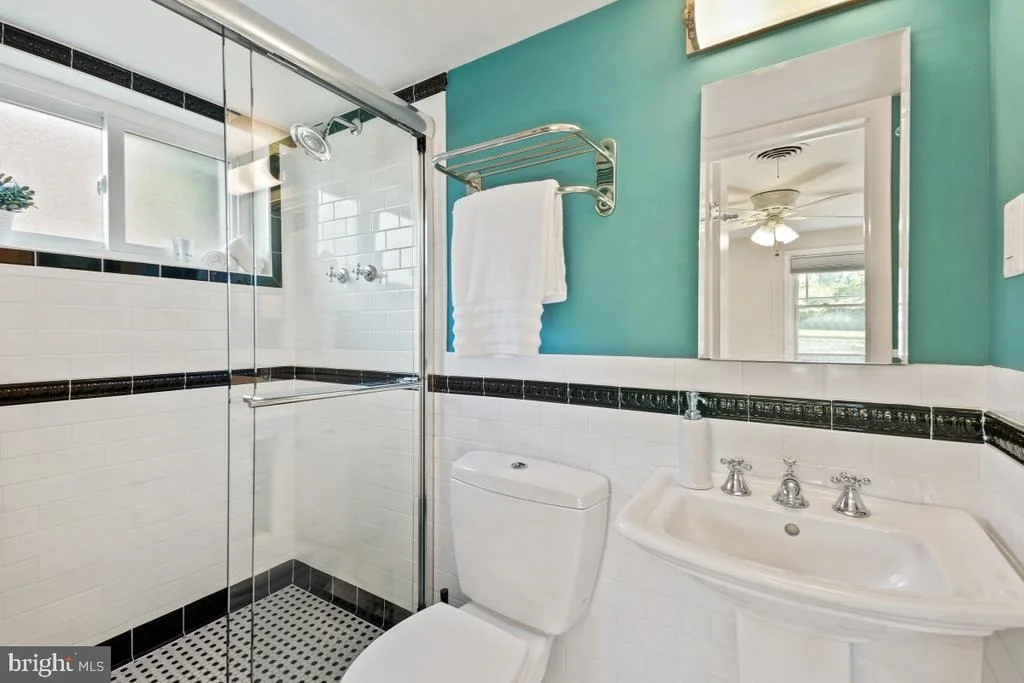 Photo of 418 NEALE COURT