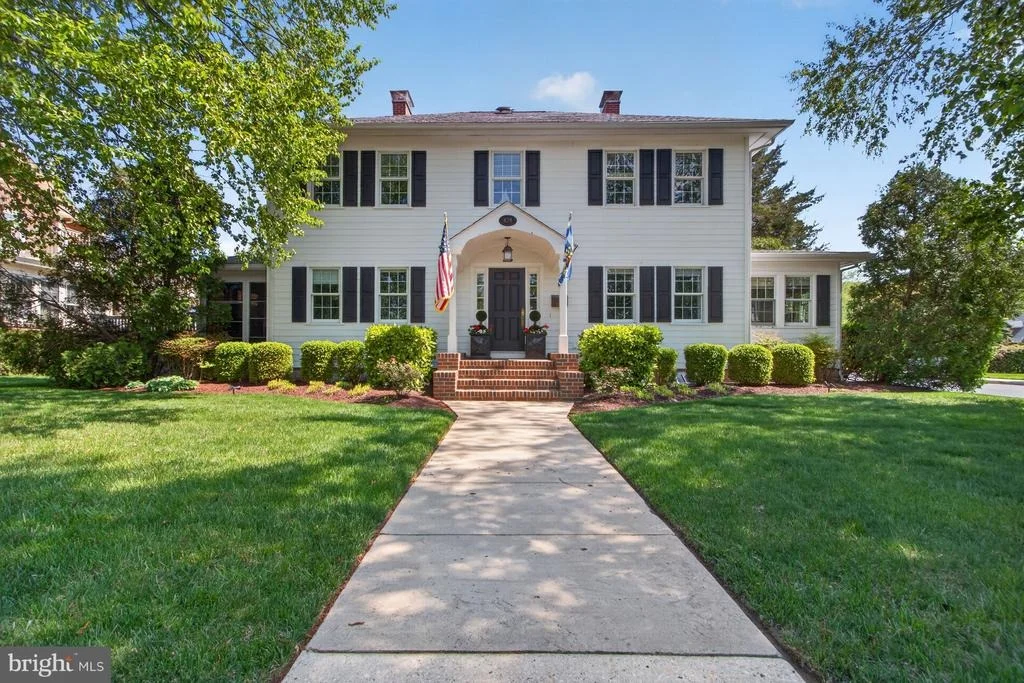 Photo of 829 SAVANNAH ROAD