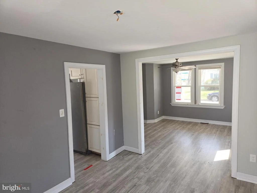 Photo of 10 HAWTHORNE AVENUE