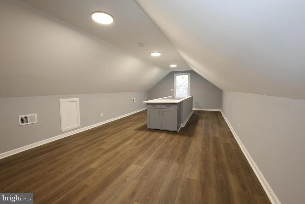 Photo of 4103 MAPLE