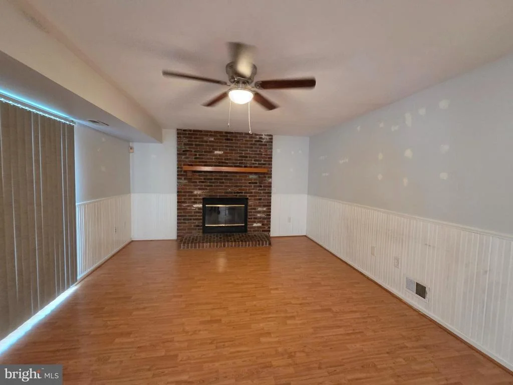 Photo of 20 FOX HOLLOW LANE