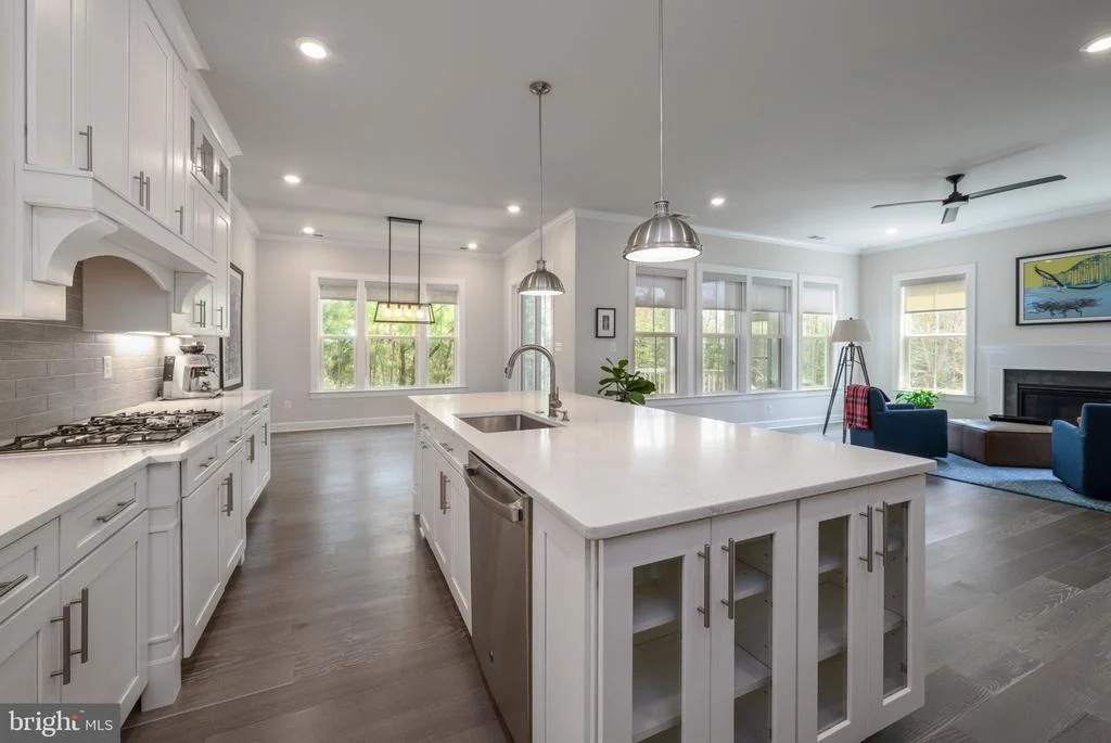 Photo of 16423 SAWGRASS DRIVE