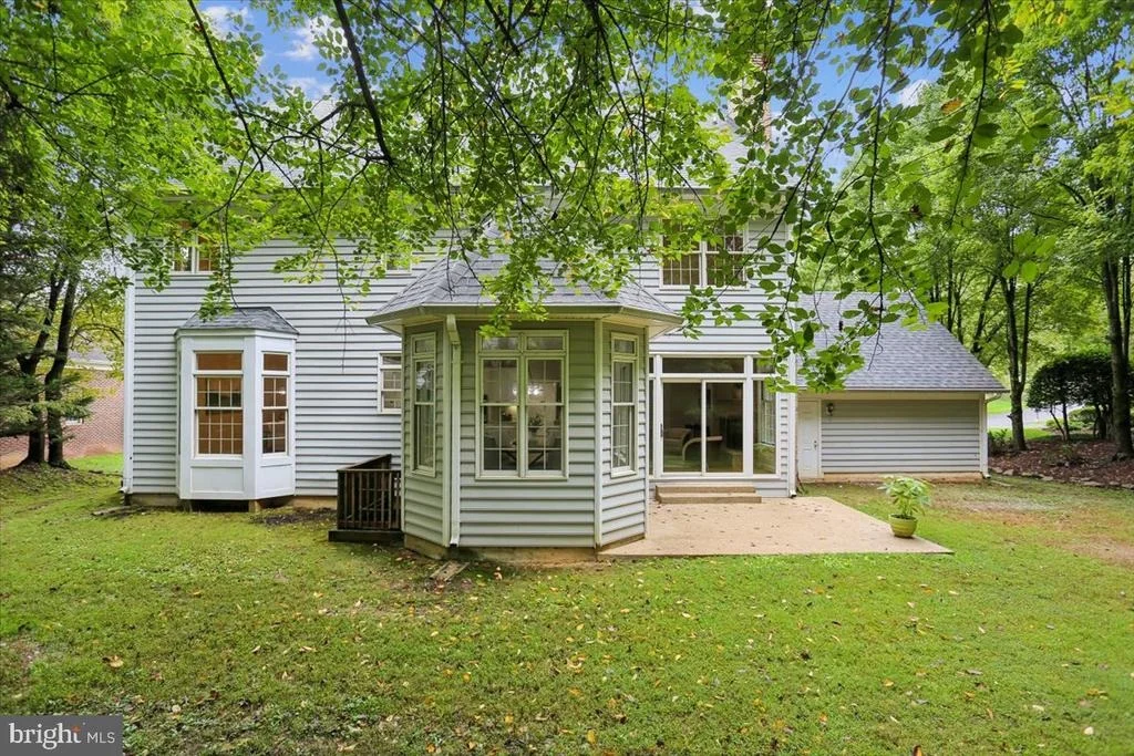 Photo of 9217 FALL RIVER LANE