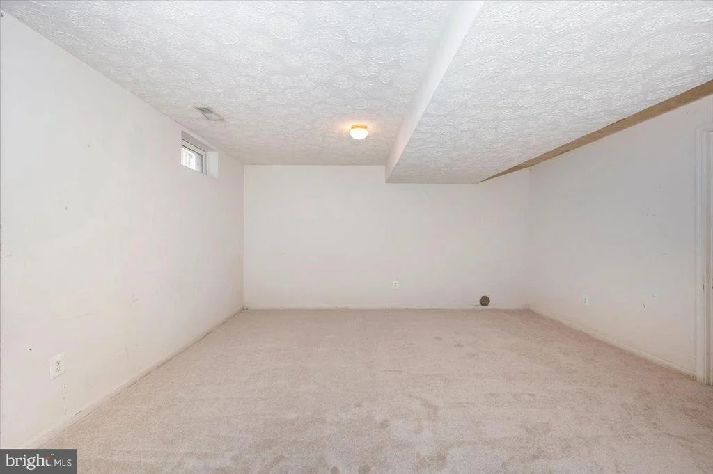 Photo of 575 WINDSONG DRIVE