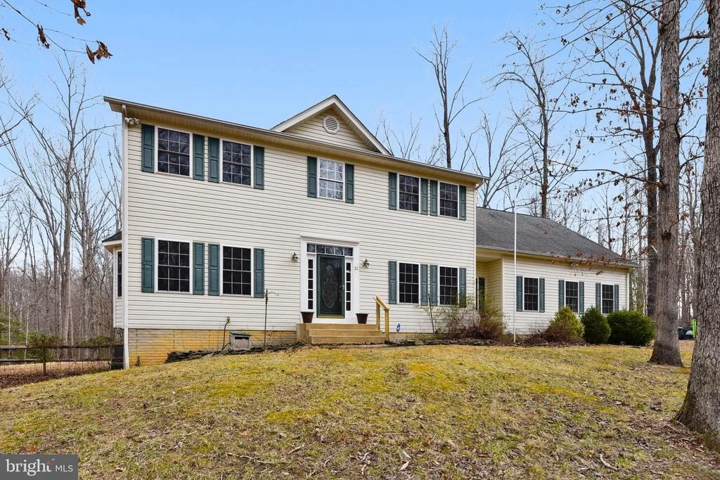 Photo of 32 CASCADE LANE