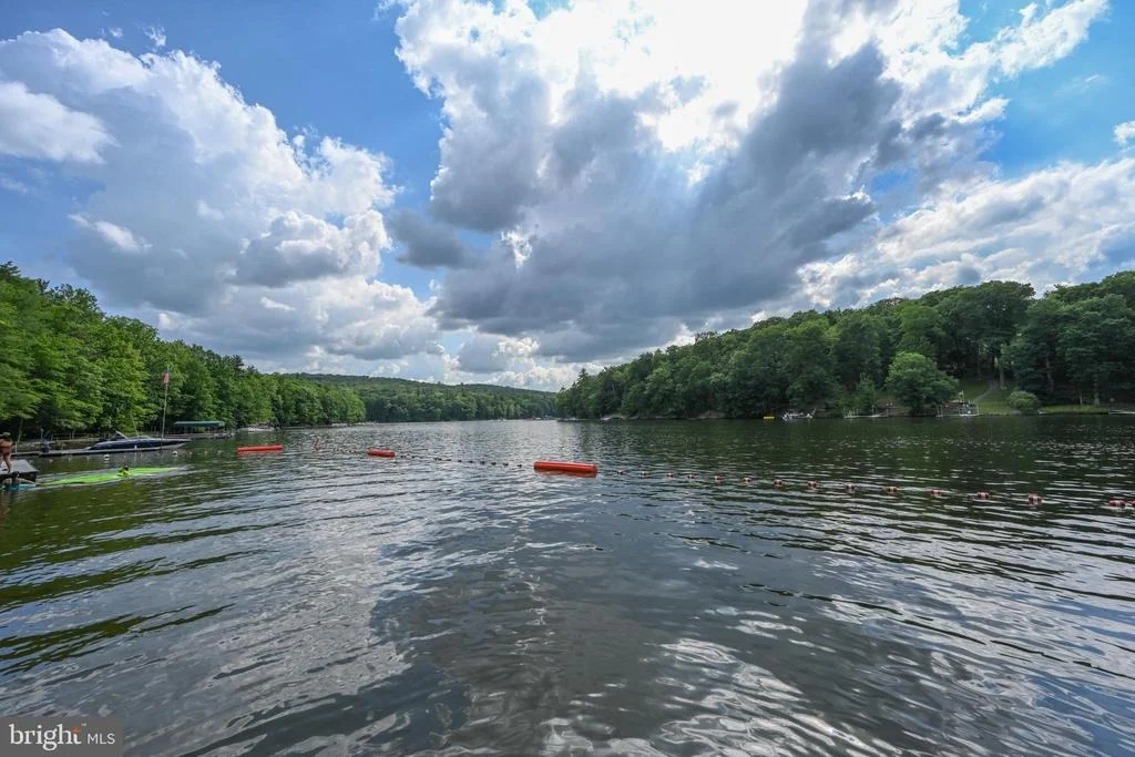 Photo of 527 DEER RUN LANE