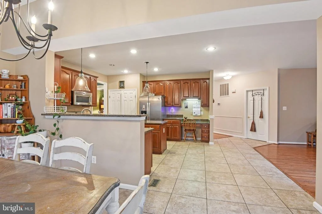 Photo of 6369 CLARIDGE DRIVE N