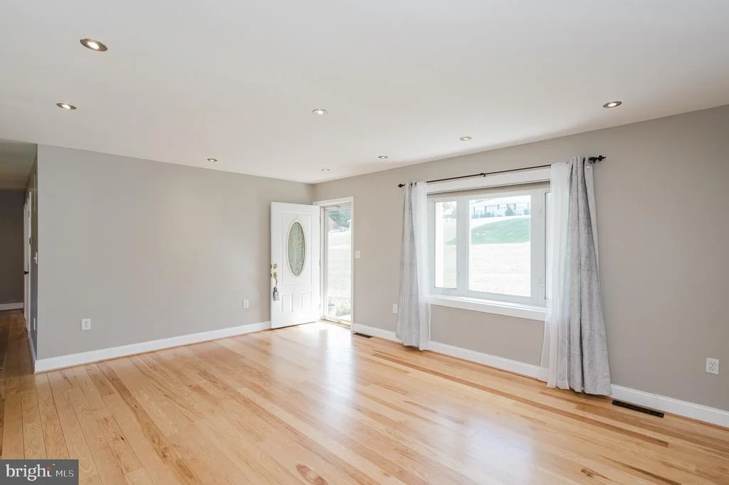 Photo of 4356 SALEM BOTTOM ROAD