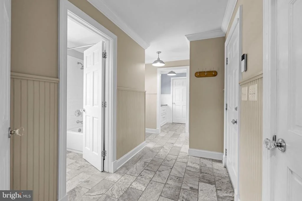 Photo of 13311 FALLS ROAD