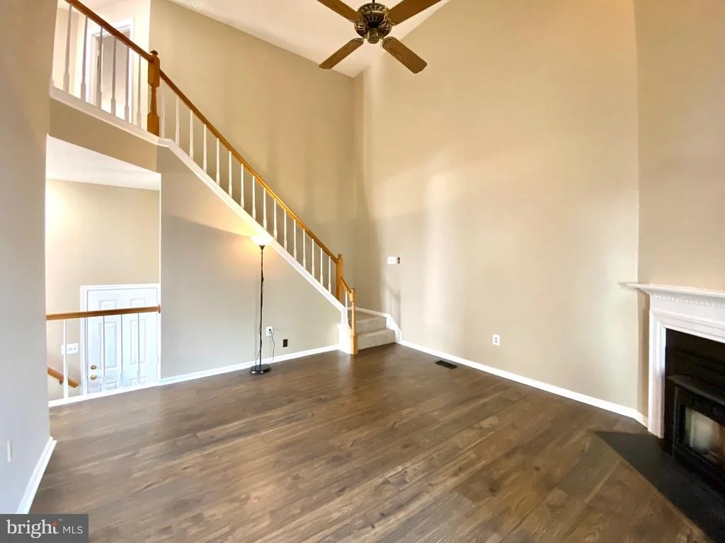 Photo of 14703 PONDSIDE DRIVE