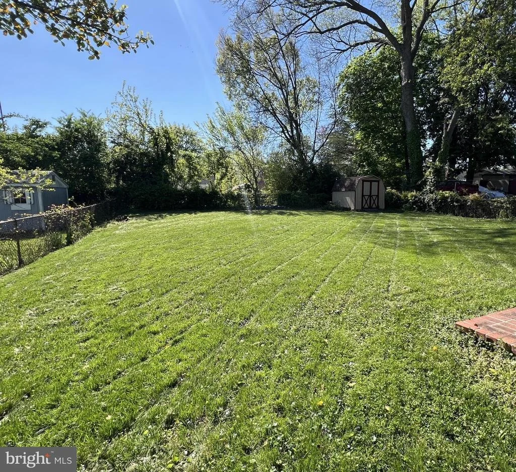 Photo of 10110 MCKENNEY AVENUE