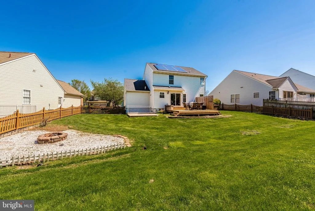 Photo of 638 BUSHYTAIL DRIVE