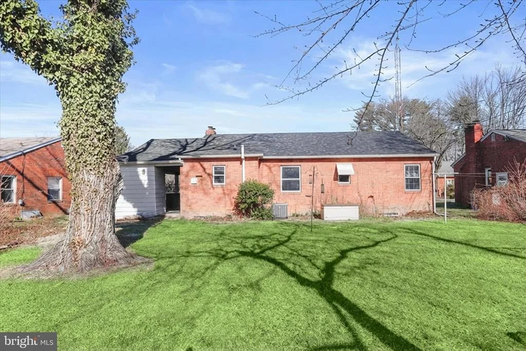 Photo of 502 BIGGS AVENUE