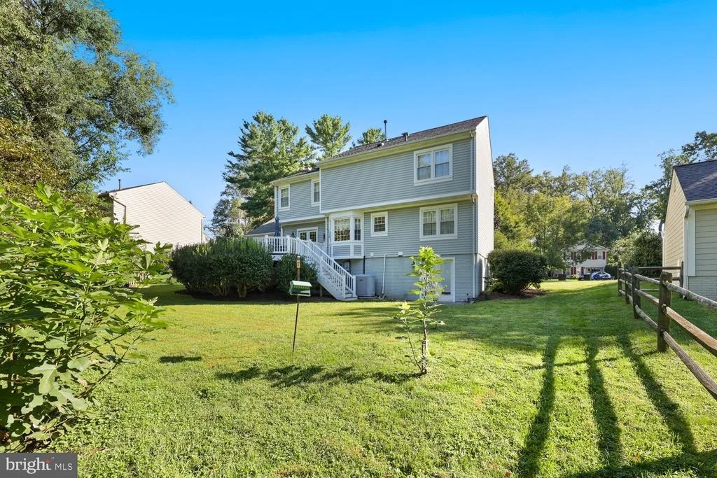 Photo of 10221 EAGLE LANDING COURT