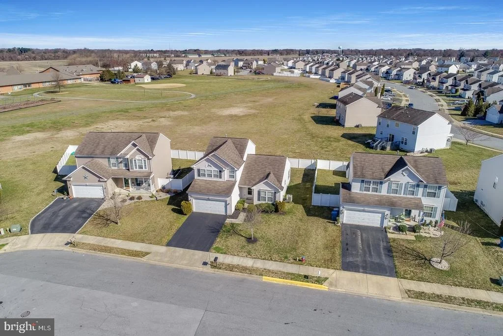 Photo of 254 LONE TREE DRIVE