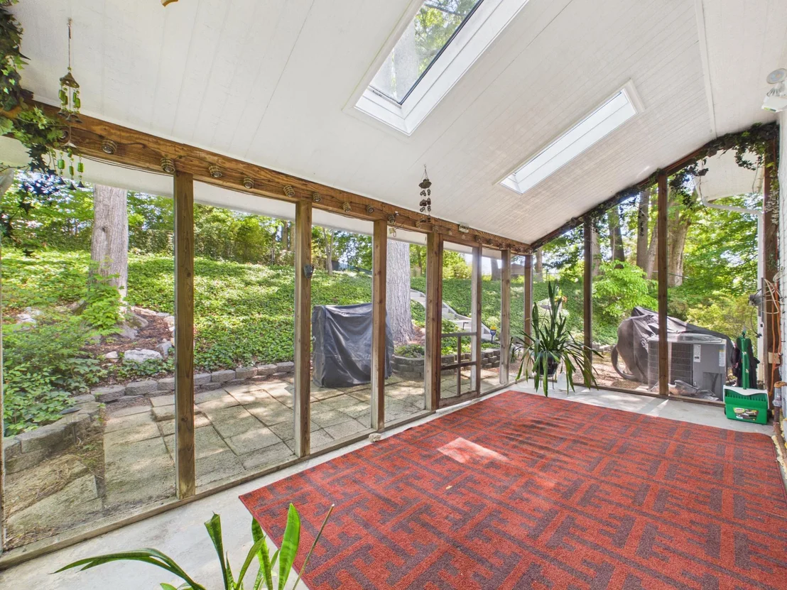 Photo of 5512 KATHLEEN PLACE