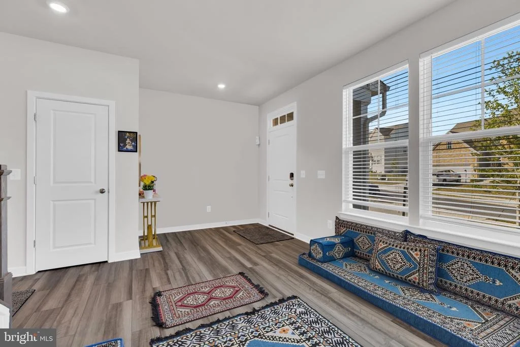 Photo of 131 THORNTON WAY