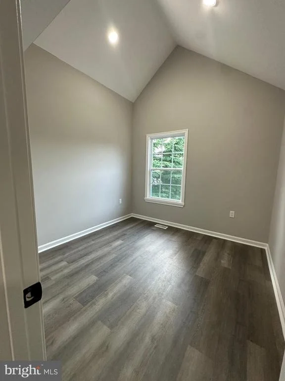 Photo of 43997 NEEDMORE COURT