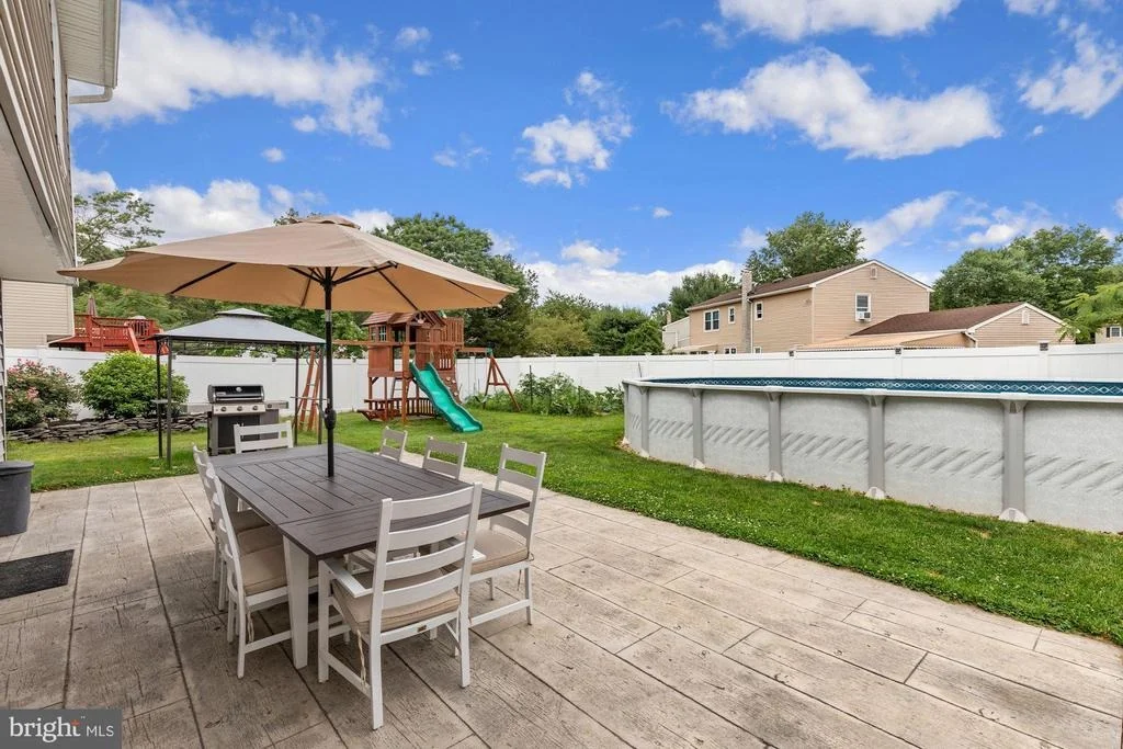 Photo of 212 WELDON ROAD