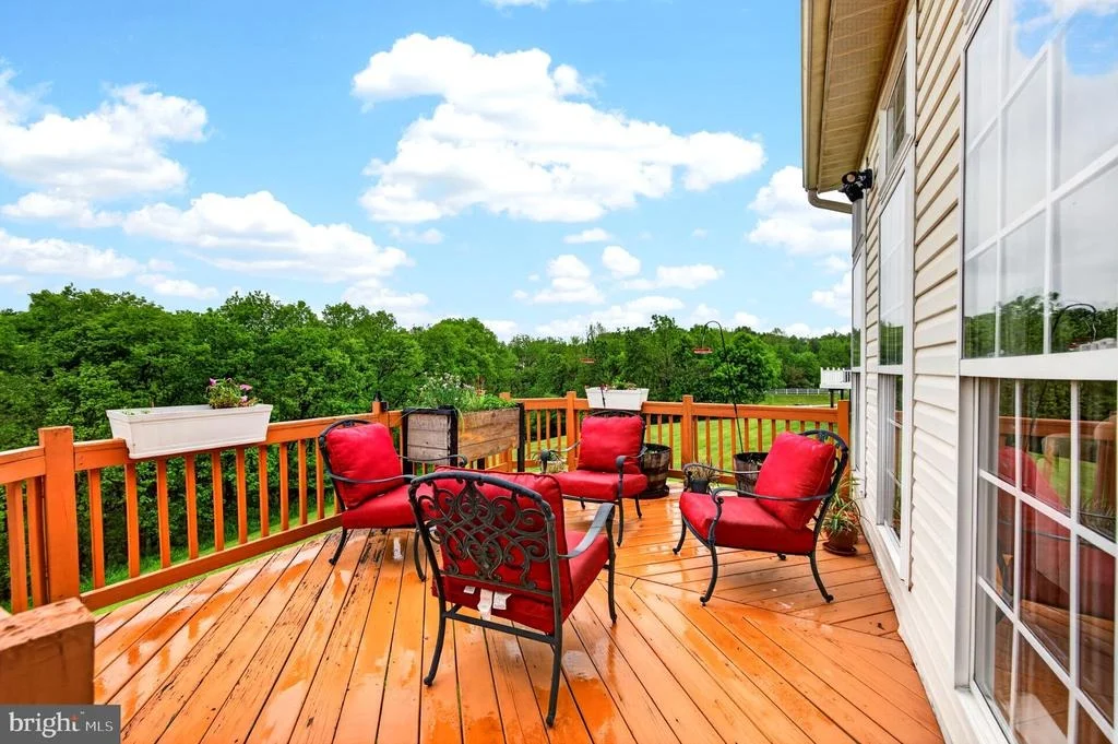 Photo of 8 N POINTE TERRACE