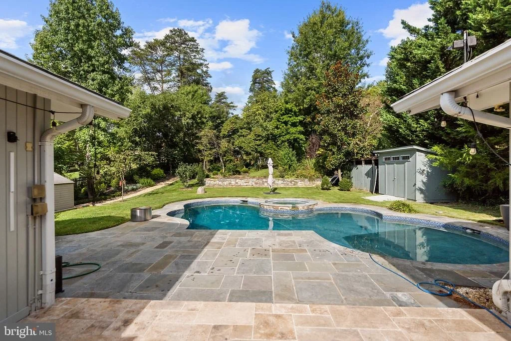 Photo of 11610 KAREN DRIVE