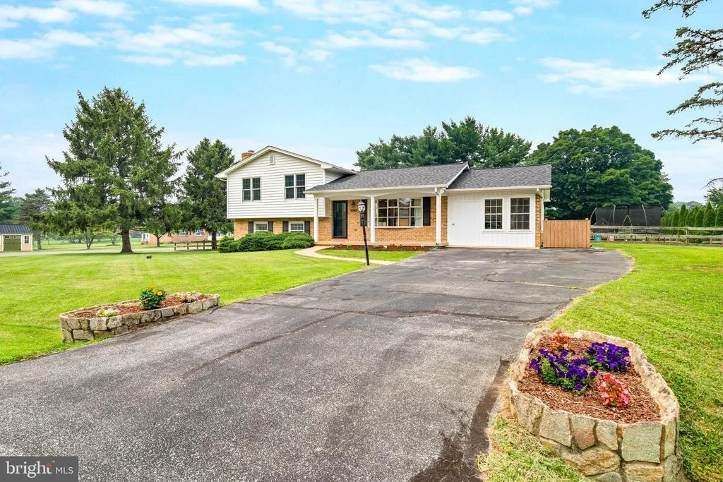 Photo of 7902 JUNIPER DRIVE
