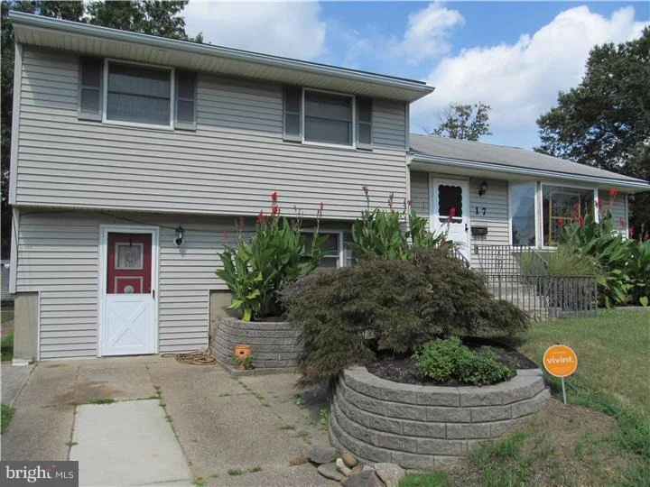 Photo of 17 SYCAMORE DRIVE