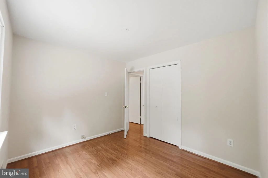 Photo of 14204 PICCADILLY ROAD
