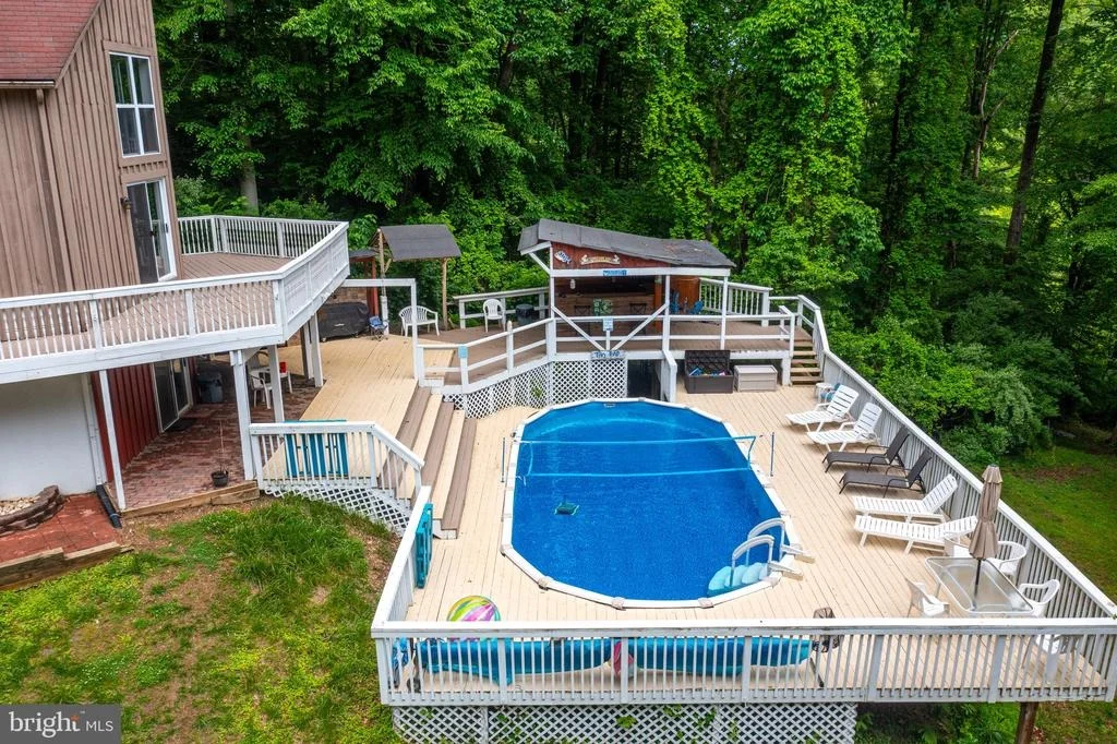 Photo of 44 ALGONQUIN DRIVE