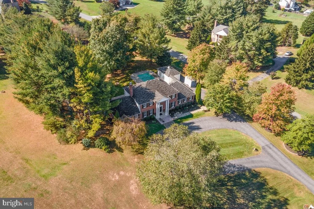 Photo of 8516 PADDOCKVIEW DRIVE
