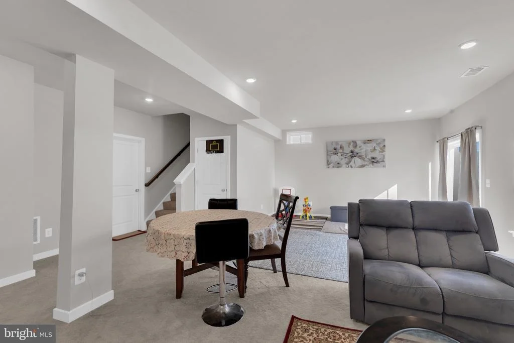 Photo of 131 THORNTON WAY