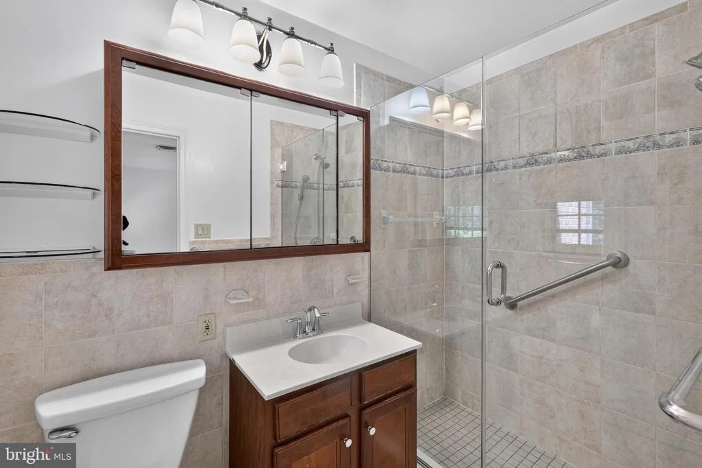 Photo of 10600 GREENACRES DRIVE