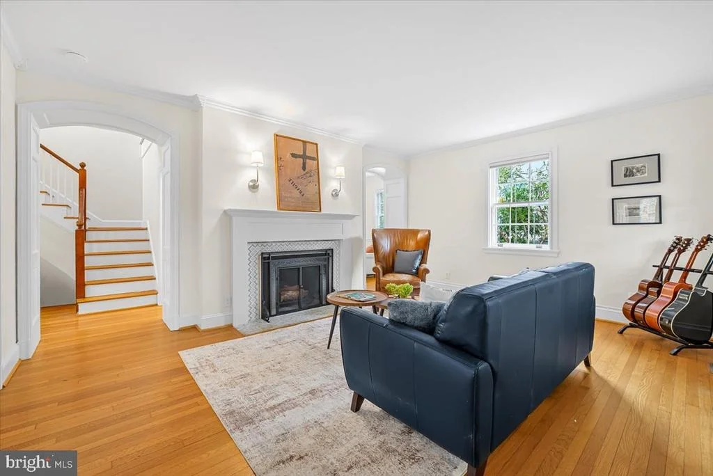 Photo of 4613 CHEVY CHASE BOULEVARD