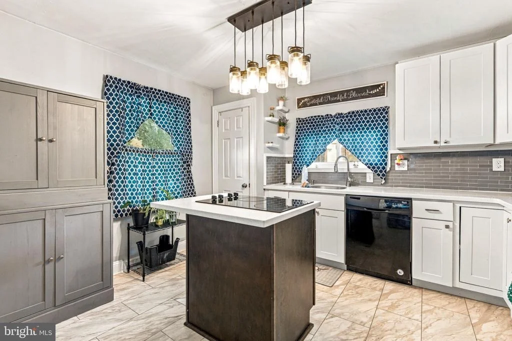 Photo of 1260 BEVERLY ROAD