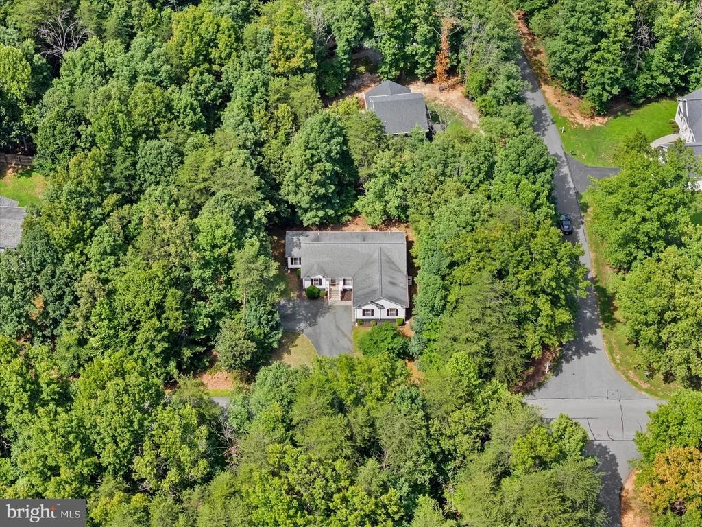 Photo of 178 PINEHURST DRIVE
