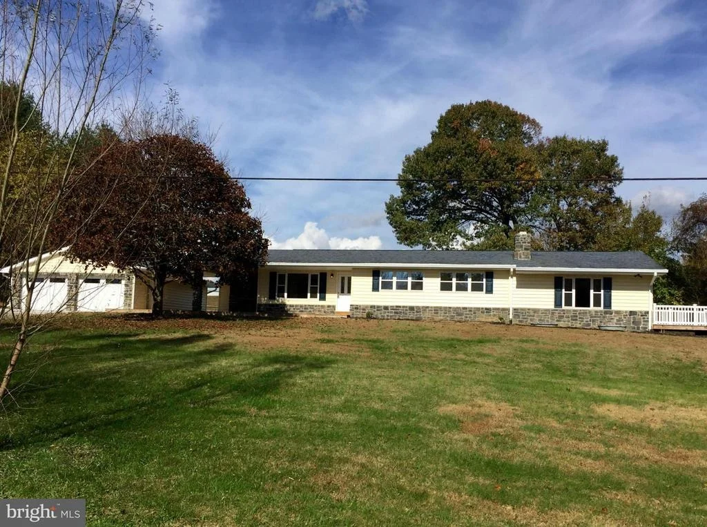 Photo of 328 BAY FRONT ROAD