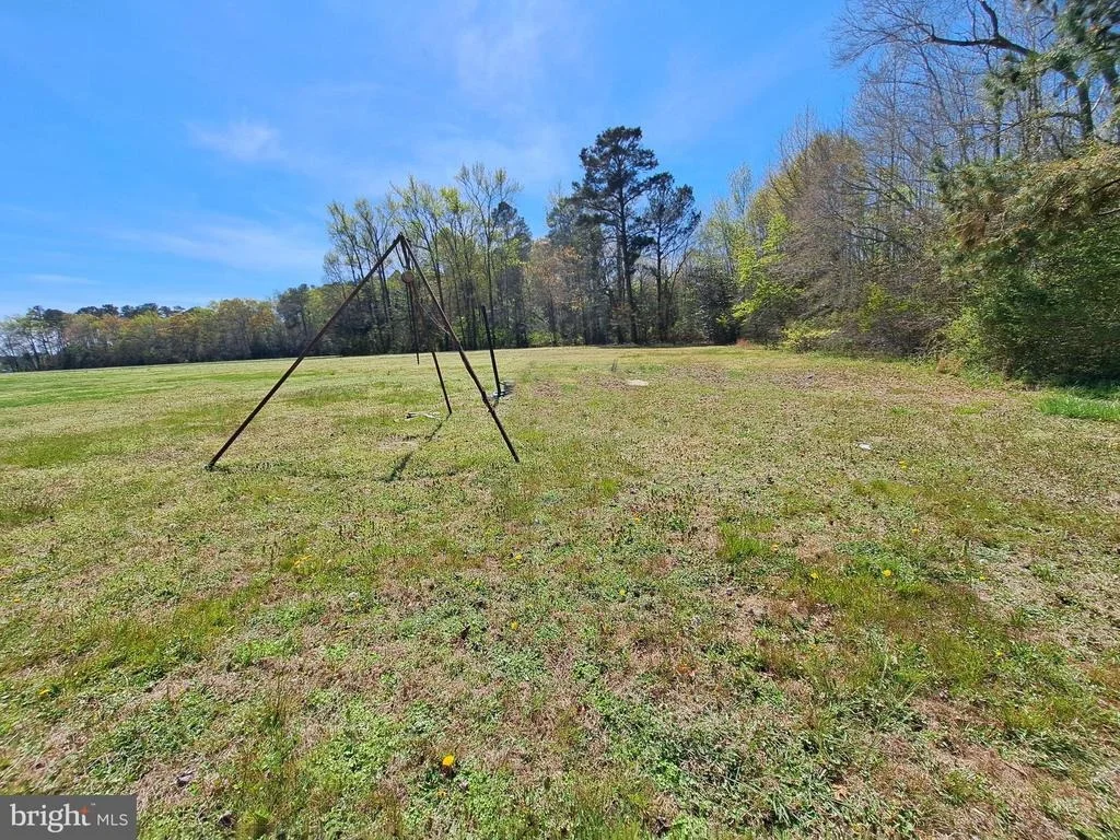 Photo of 2139 GROTON ROAD