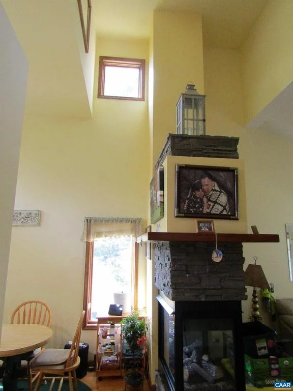 Photo of 798 JEFFERSON DR