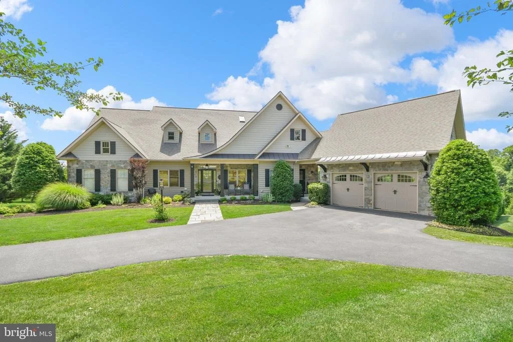 Photo of 8812 YELLOW SPRINGS ROAD